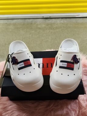 Tommy Hilfiger White Logo Clog Mules with Flag Patch